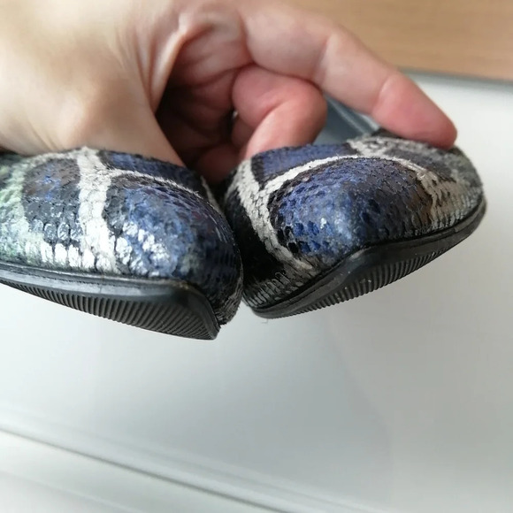 Stuart Weitzman Green Blue Snake Print Leather Pointed Toe 3.5" Heels 9.5 - Picture 11 of 17